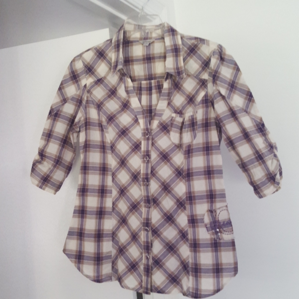 Guess Fitted Plaid Deep V Button-Down Shirt